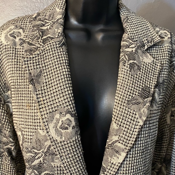 NEW IDENTITY Rose and Houndstoothish Print One Button Blazer - Picture 5 of 16